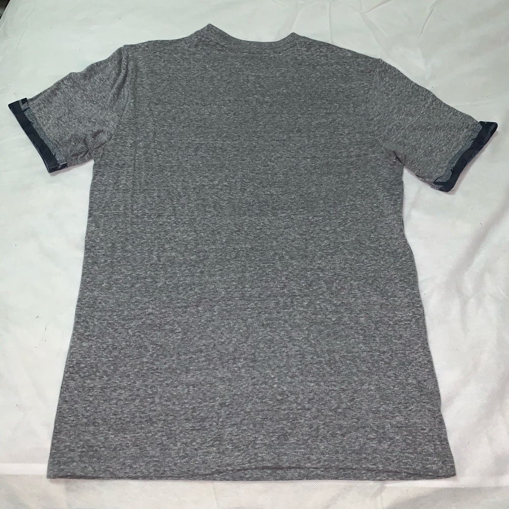 American Rag T-Shirt - Picture 4 of 6